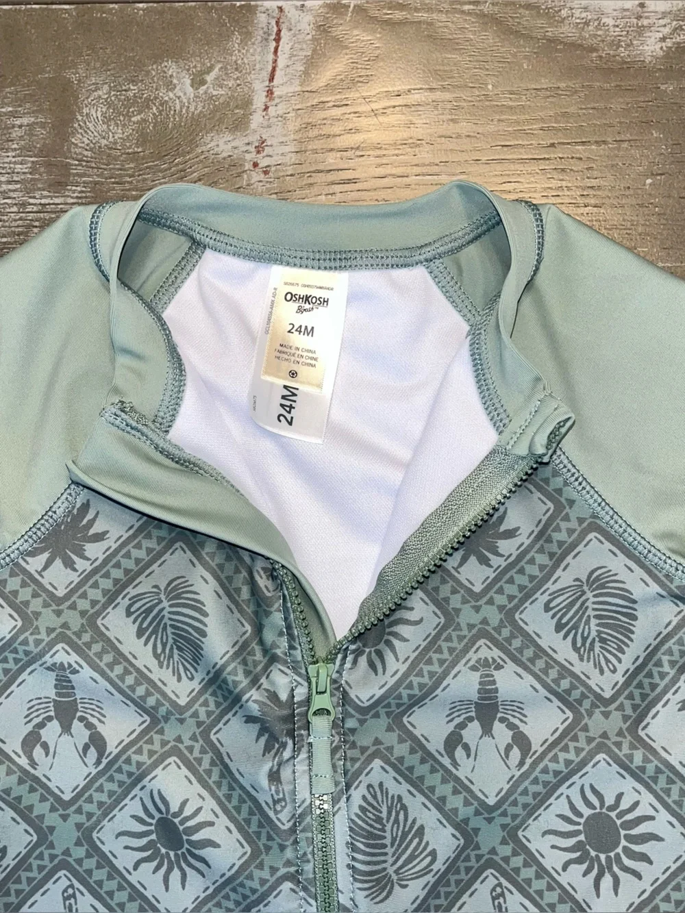 Oshkosh B’gosh Pink Green Sleeve Swim Suit Set Full Zip Snap NWOT 24  Bucket Hat